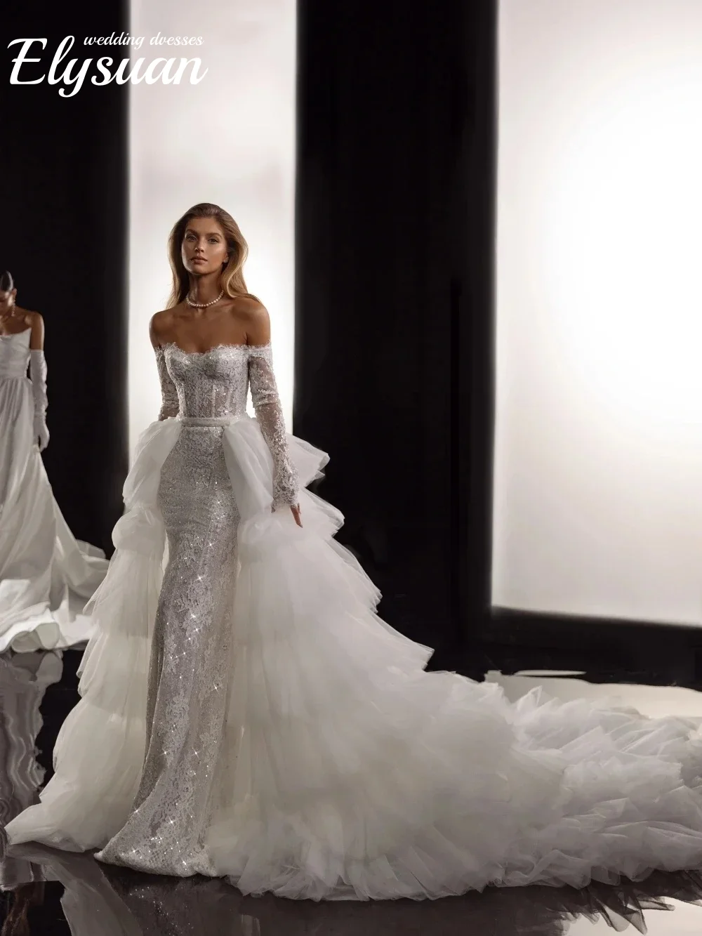 فساتين زفاف كلاسيكية مخصصة دانتيل زي العرائس التنانير الطويلة الأكمام قبالة الكتف حورية البحر سويب تراين فيستدوس دي نوفيا