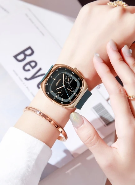 In Stock Women's New 2024 Fashionable and Elegant Square Silicone Strap Three Needle Waterproof Quartz Casual Watch