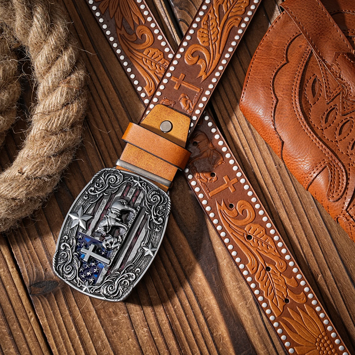 Ein Gürtel im Western-Stil aus PU-Material für Damen und Herren, ein lässiger, retro und klassischer personalisierter Gürtel. – Detail 8