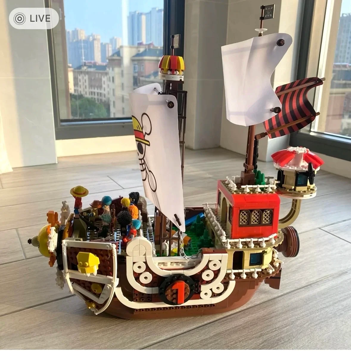 1484Pcs+9Dolls Thousand Sunny Boat Building Blocks Cartoon Pirate Ship Bricks Set Toys For Children Birthdays Christmas Gifts