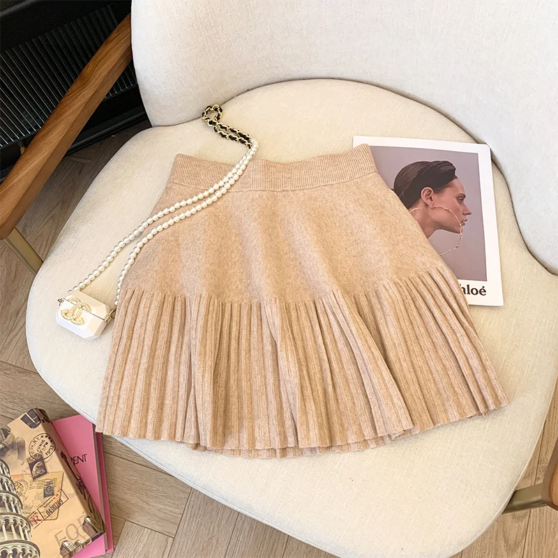 Autumn Pleated Women Mini Skirts Korean Sweet Knitted Slim Female Skirts New Preppy Style Elastic Waist Ladies Casual Skirt