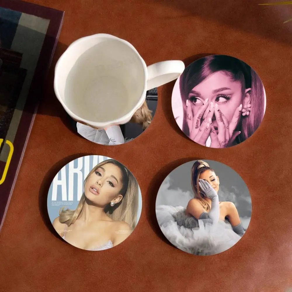 Singer A-Ariana-G-Grande Themed Wooden Coaster Creative Heat-Resistant Non-Slip Table Mat, Suitable for Protecting Desktop