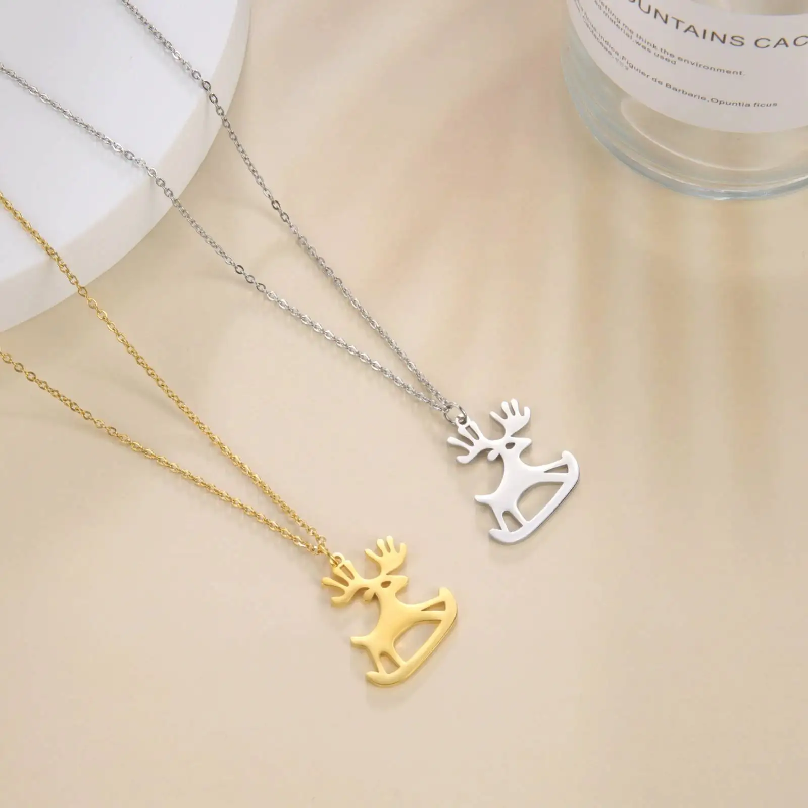 عيد الميلاد مزلقة الرنة قلادة قلادة النساء الرجال هدية مجوهرات من صلب لا يصدأ