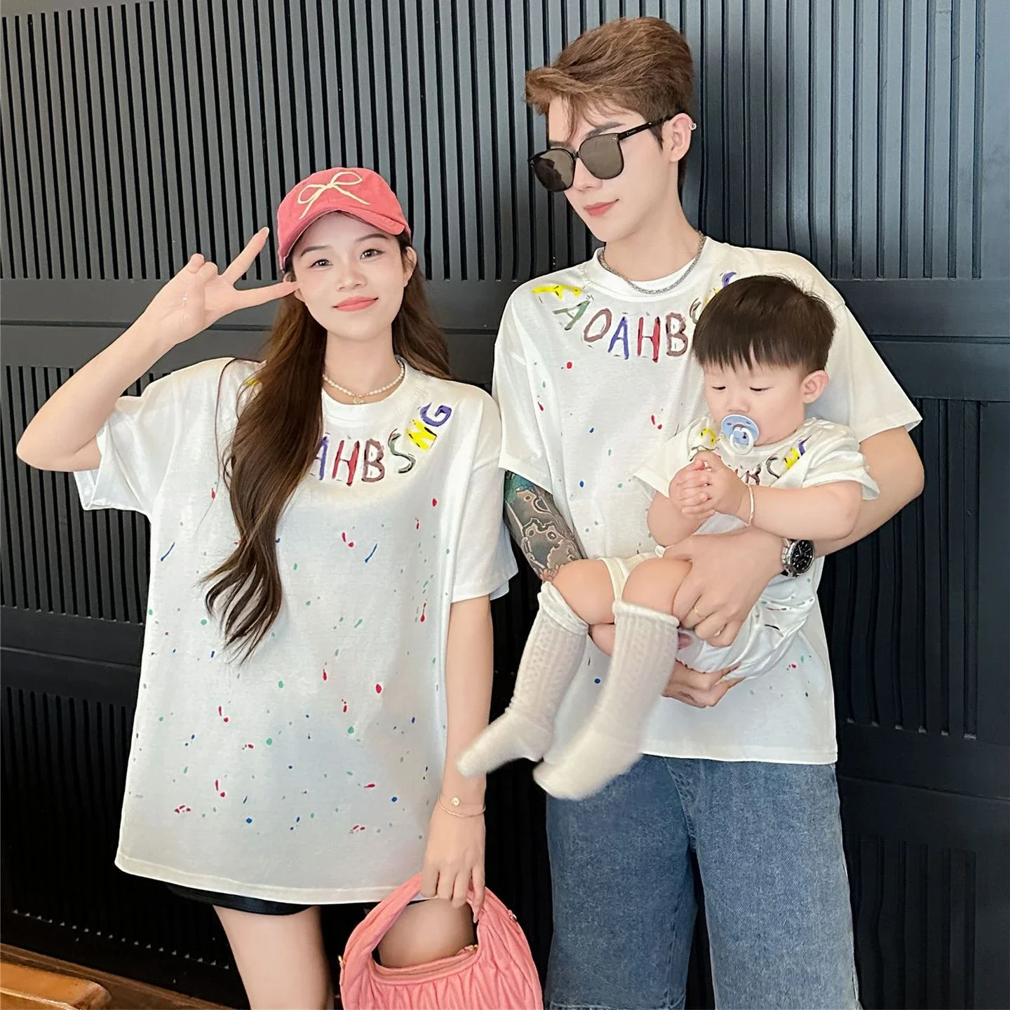 

Family Summer T-shirt Parents and Children Matching Clothes Fashion Father Mother and Son Daughter Short Sleeve Tees Baby Romper