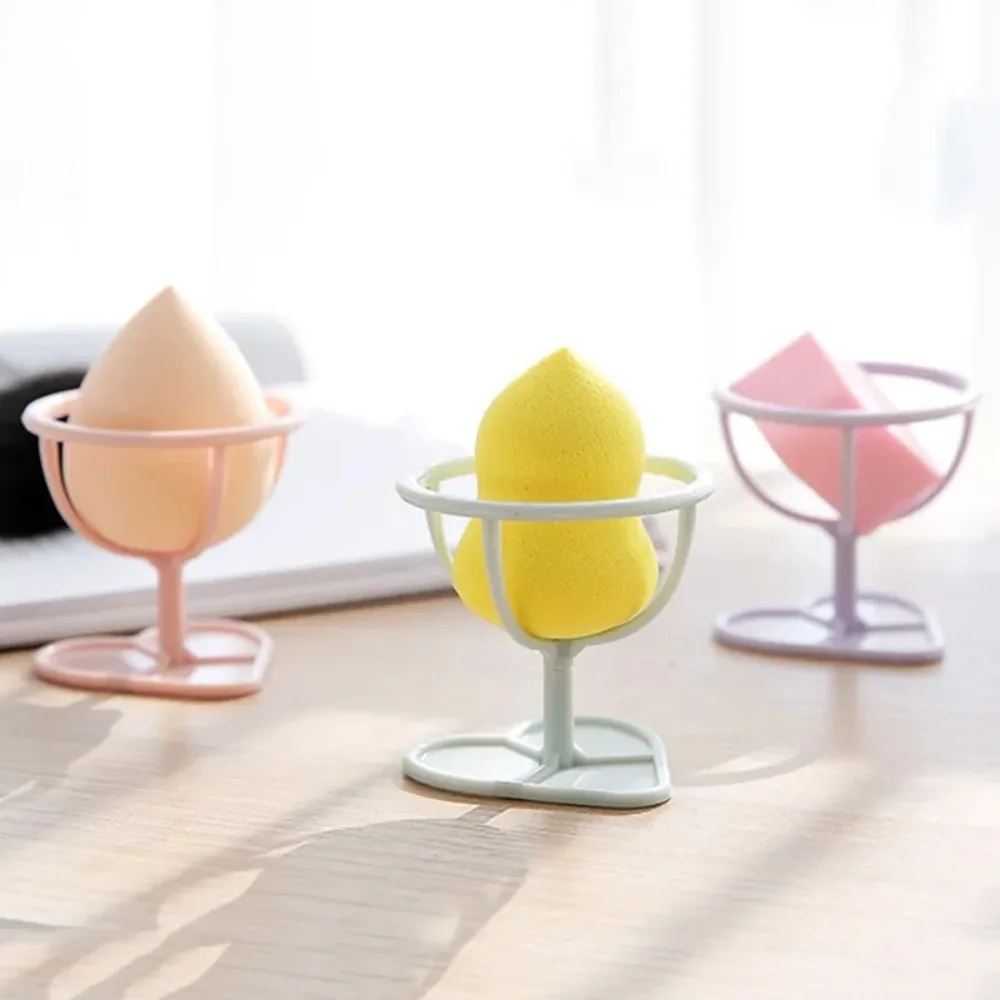 1Pc Makeup Puff Rack Sponge Powder Egg Storage Rack Puff Makeup Sponge Stand Makeup Sponge Organizer Drying Stand Bathroom