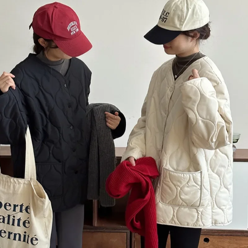 Solide V-ausschnitt Parkas Frauen Winter Süße Mädchen Casual Alle-spiel Einfache Taschen Baggy Mode Koreanischen Stil Verbreitet College Gemütliche