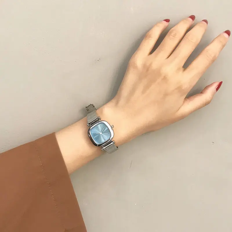 العلامة التجارية النساء ساعة كوارتز قابل للتعديل الفولاذ المقاوم للصدأ حزام هدية فاخرة السيدات ساعة اليد دروبشيبينغ ساعة Relojes Para Mujer
