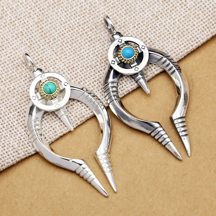 

S925 sterling silver jewelry fashionable Japanese and Korean retro inlaid turquoise creative pendant necklace sweater pendant