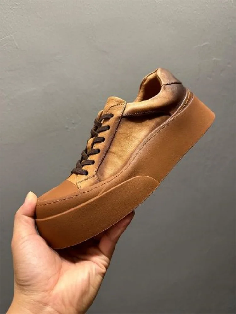 

Autumn Winter New Handmade Cowhide Men's Casual Shoes Trendy Retro Distressed Lace-up Men's Shoes With Soft Soles