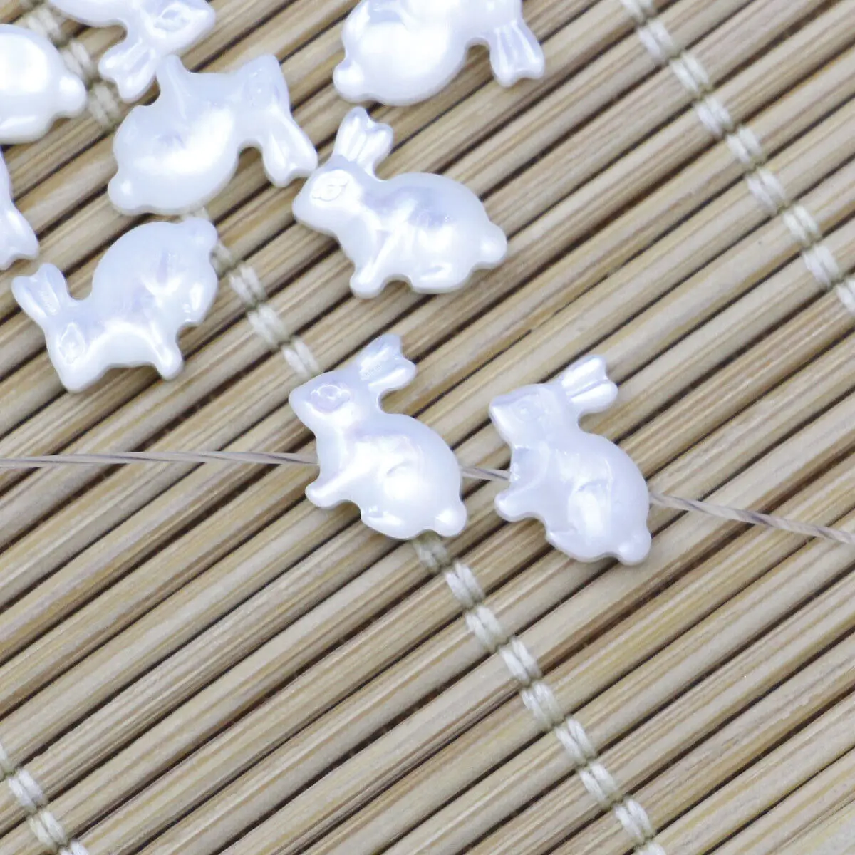 10 قطعة 7mmX9mm قذيفة البحر الأبيض الطبيعي أرنب أم اللؤلؤ وجه مزدوج نحت الخرز فضفاض #2