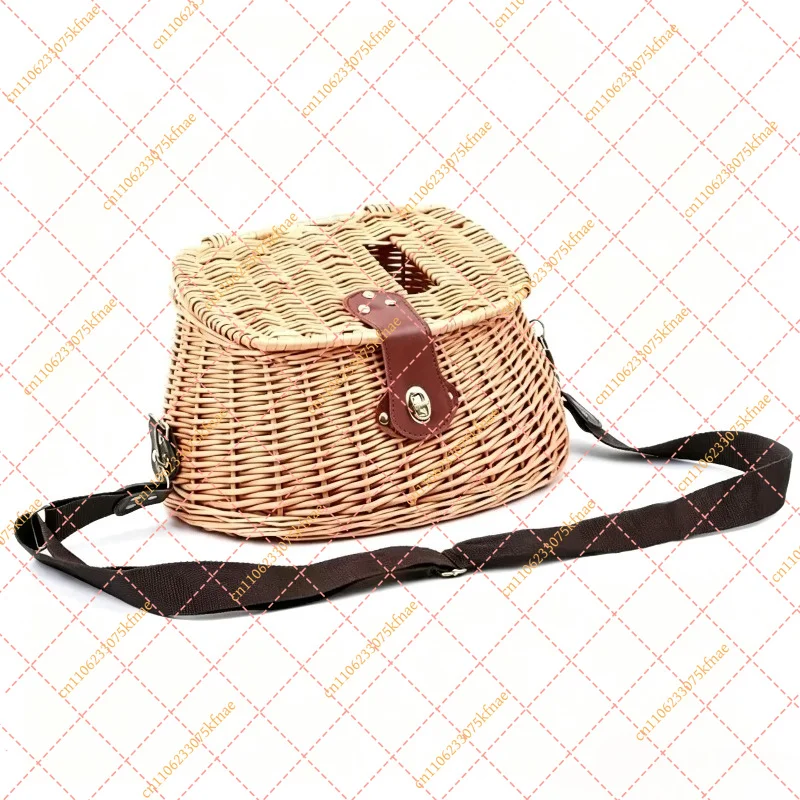 Hand-Woven Vine Fish Basket with Wooden Lid Traditional Fishing Cage Angling Fish Storage Bucket for Outdoor Fishing