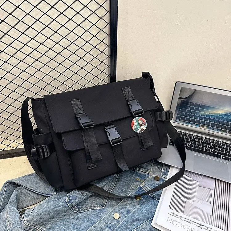 

Trendy Must-Have Designer Diaper Bag For Women Luxury Leather Tote Large Capacity Elegant Crossbody Handbag Stylish Simple