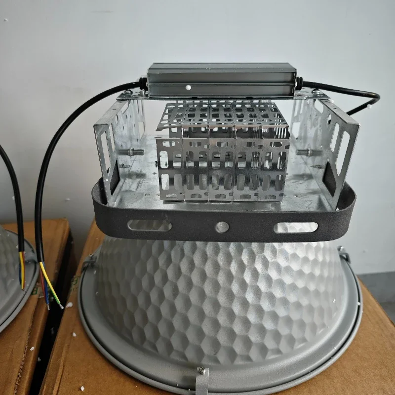Reflector LED para sitio de construcción al aire libre, luz de grúa de torre de alto brillo, luz de proyección cuadrada de 600W y 1000W
