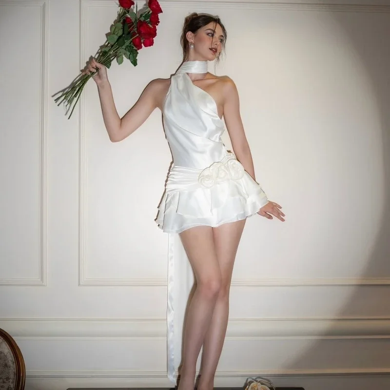 Mini abito da donna con scollo all'americana elegante in raso solido con fiori senza maniche e spalle scoperte Abiti da sera per feste primaverili