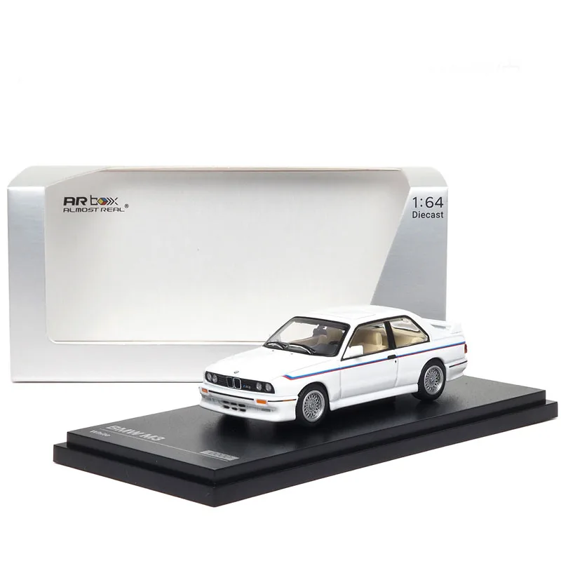 Casi Reale 1/64 BMW M3 E30 Modello di Auto in Lega AR Box Modello di Auto Nero Bianco Bmw Auto in Lega Camera Ornamento Auto da Collezione Regali per Ragazzo