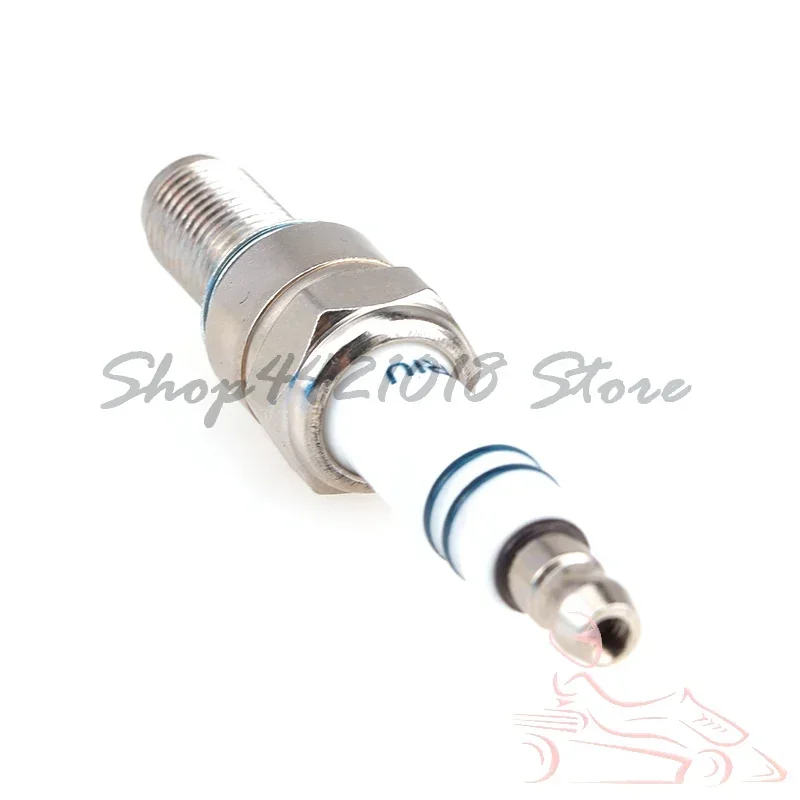 Motorcycle Iridium Spark Plug B7RIU for CR7E CPR7EA-9 CPR8EA-9 CPR8EAIX-9 96067 CR8E CR8EIX IU24 IU22 UR4DC PRG6HCC Motorcross