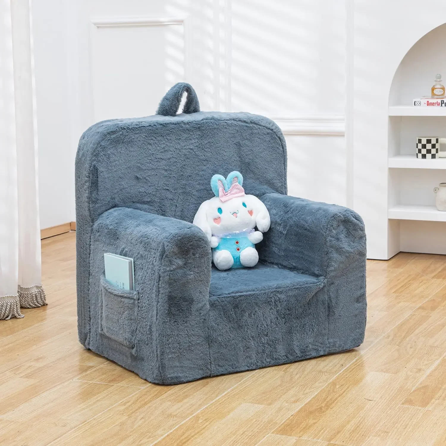 Poltrona in peluche per bambini Fuzzy peluche divano per bambini maniglia di lettura per un facile movimento e doppie tasche per la conservazione