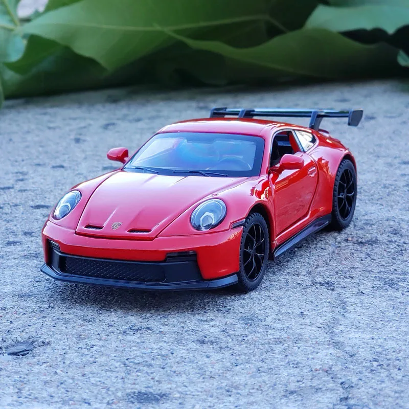 

1:32 Porsche 911 GT3 Supercar Alloy Car Model With Pull Back Sound Light Children Gift Collection Diecast Toy Model