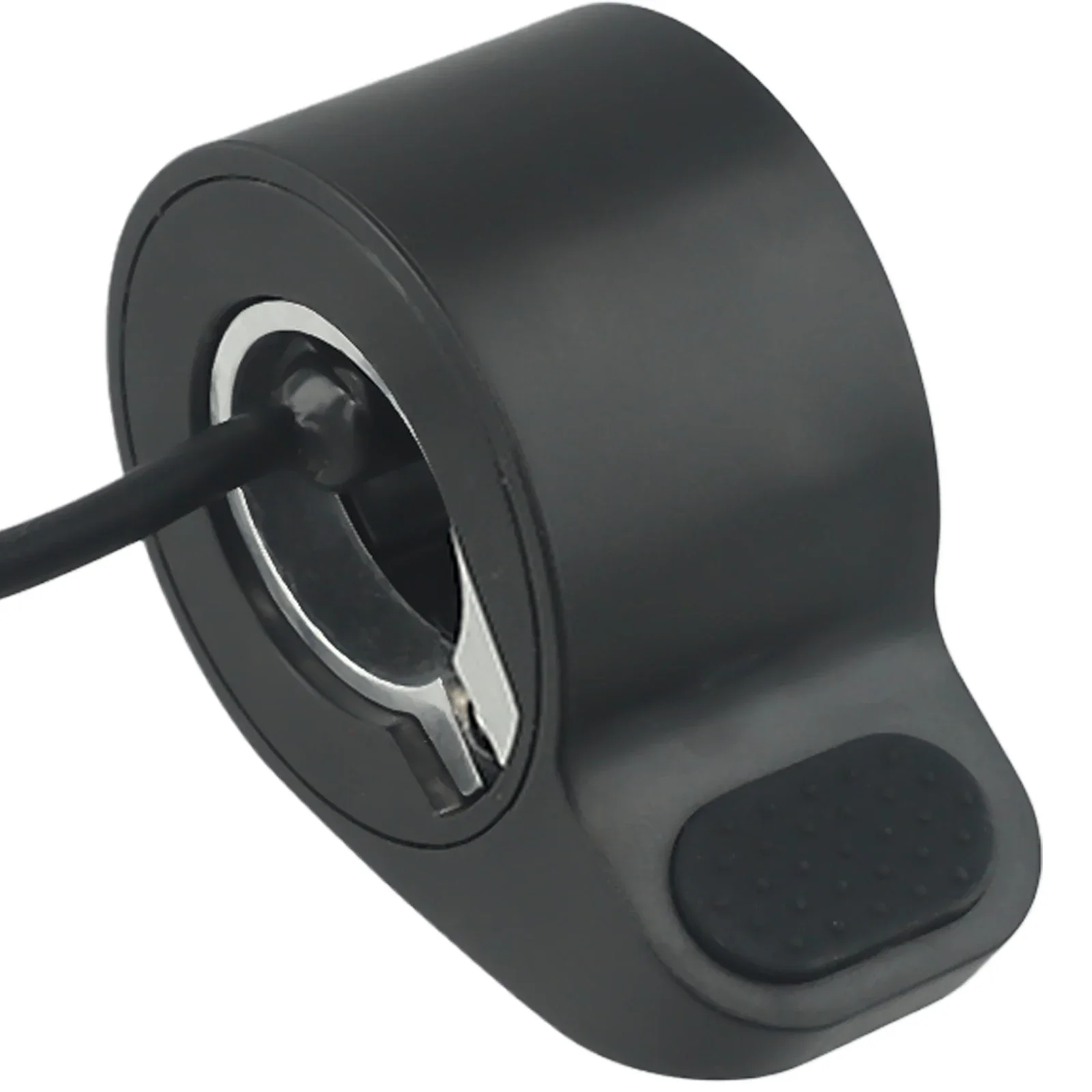 

About 15*11*9cm 350W E-Scooter Replacement 32-bit MCU Technology ABS And Stainless Steel Material Heat Recovery System