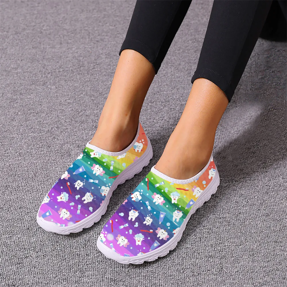 New Gradient Dentist Dental Cartoon Pattern Women Men Spring Autumn Tennis Shoes Dirt Resistant Shock Absorption Casual Sneakers