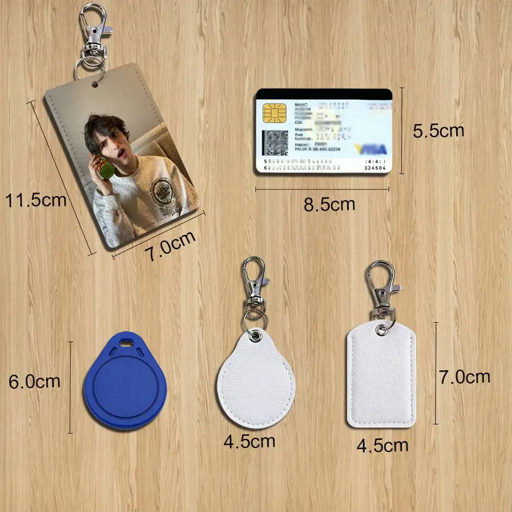 F-Finn Actor W-Wolfhard Rectangle Card Case Keychain Access Card Bag Key Tag Ring Leather Card Holder Key Ring Access