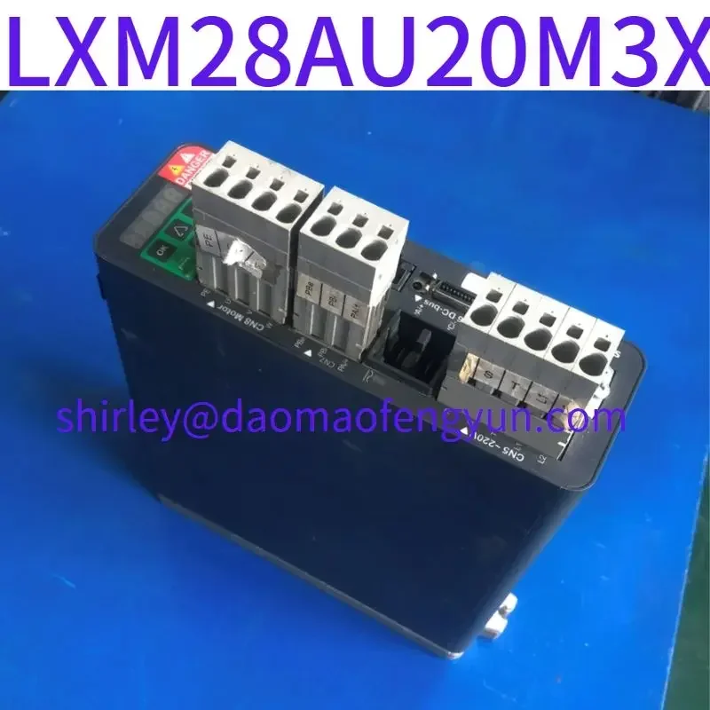 Used Servo driver LXM28AU20M3X