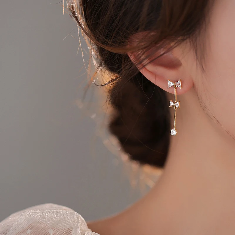 

Tibetan Silver Zircon Bowknot Tassel Stud Earrings for Women Minimalist Cute Fashion Jewelry Accessories in Summer