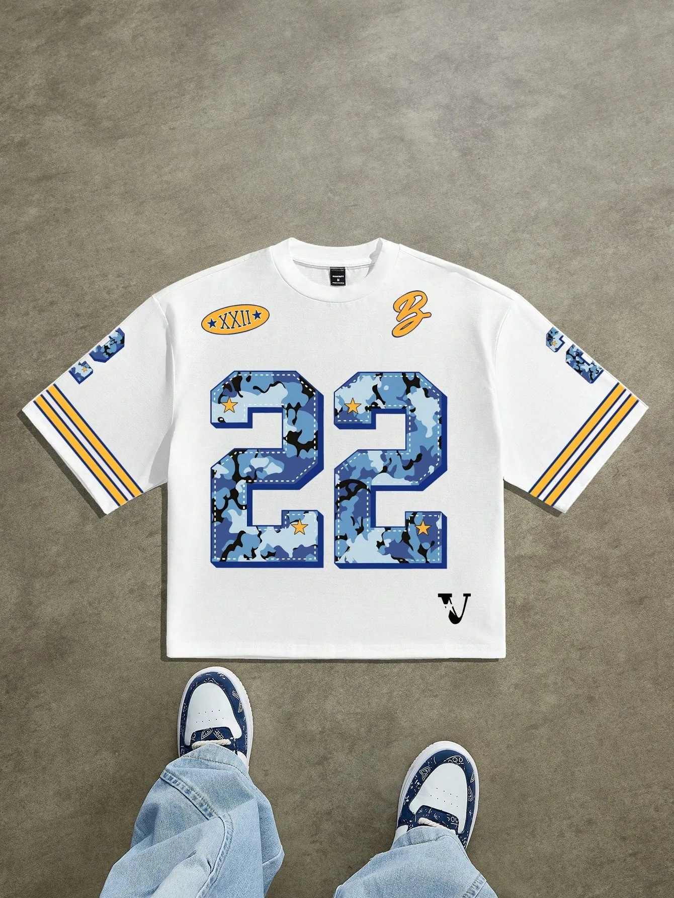 The new men's T-shirt for the summer of 2025 features a casual fashionable soft and breathable 3D digital pattern print