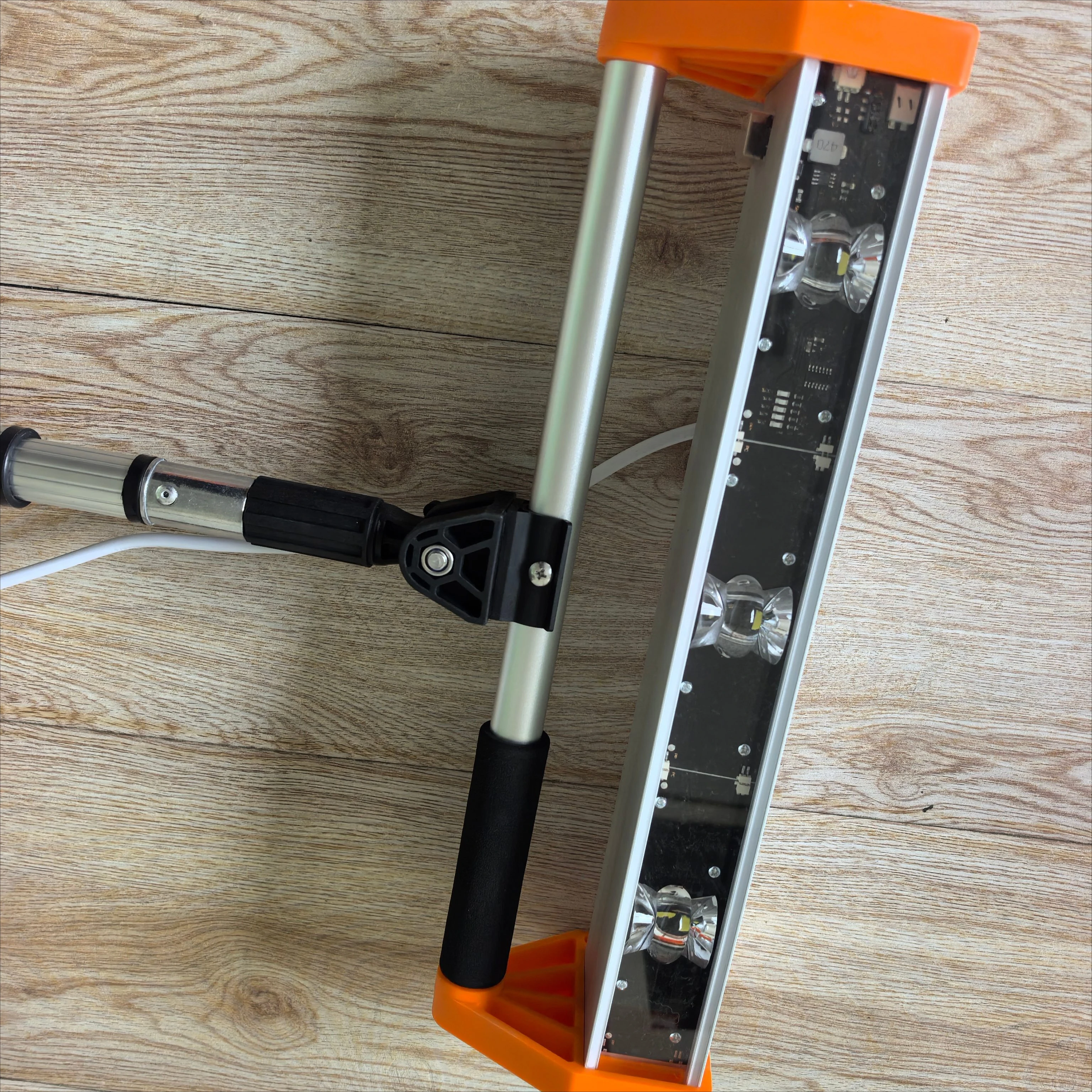 Wall acceptance lamp holder with three lamp beads (excluding lamps) image 5