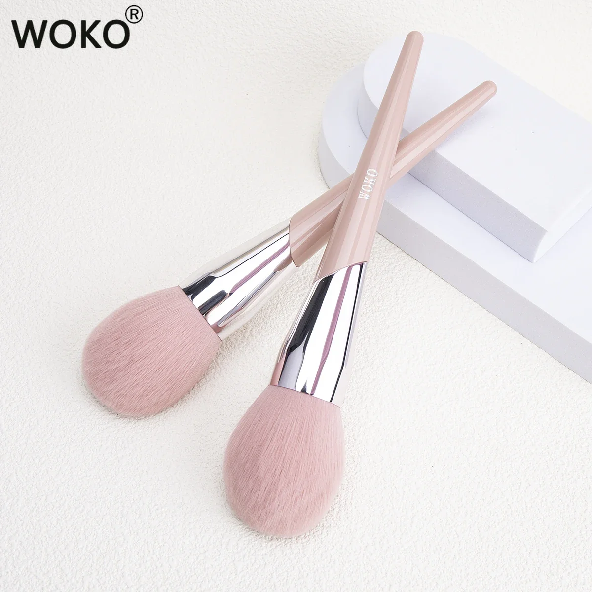 100# Large Powder Make Up Brush Big Powder Bronzer Brush Fluffy Pink Synthetic Hair Face Contour Bronzer Powder Makeup Tool