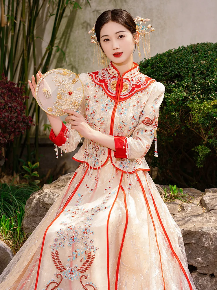 

Champagne Gold Oriental Gown Qipao Retro Sequins Beaded Embroidery Chinese Traditional Women Wedding Cheongsam BrideDress