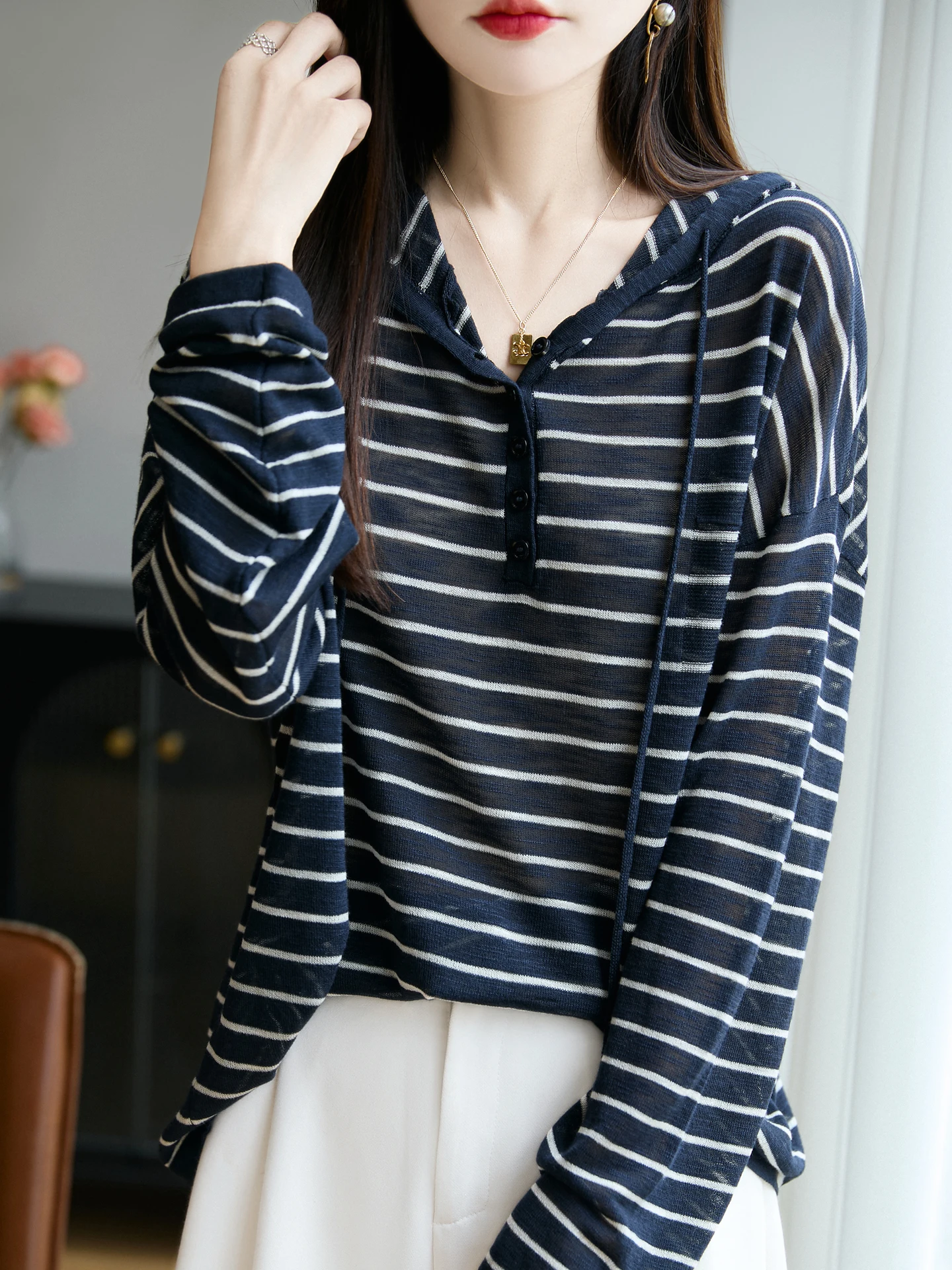 Lässiger, locker sitzender Strickmütze-Pullover für Damen, dünner Streifen, koreanischer Stil, faionable, bequemes, schlankmachendes Pendel-Top