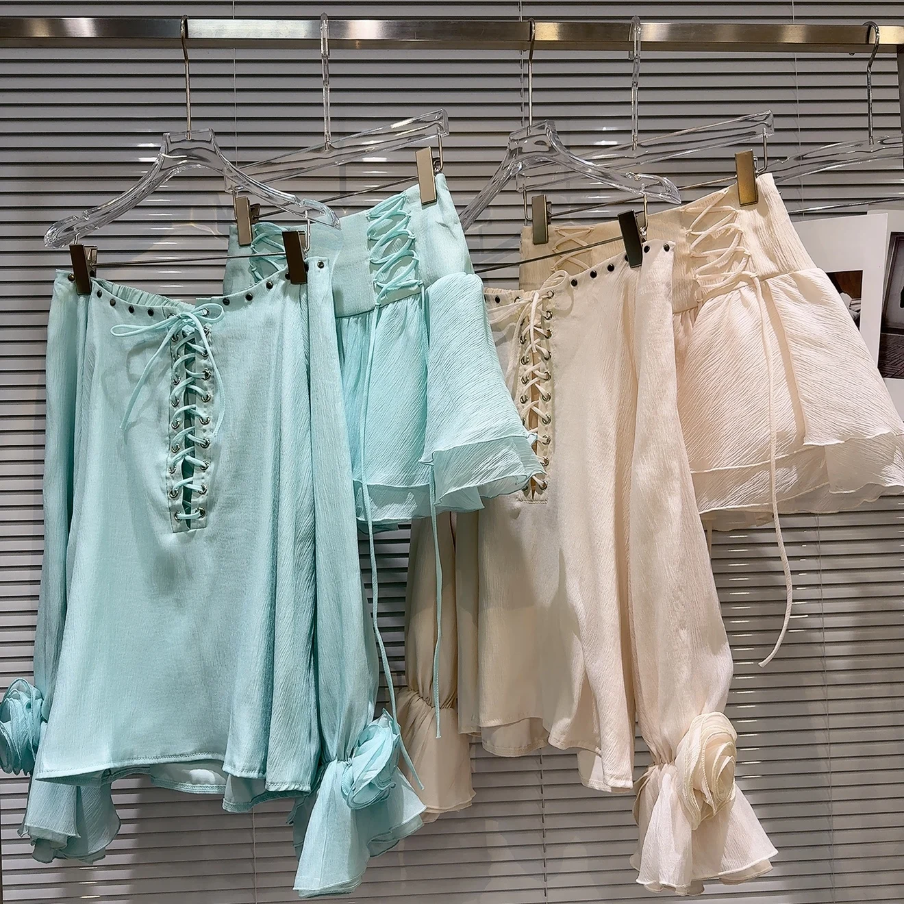 

Summer 2026 Elegant Lady One Shoulder Tied Chiffon Top And Half Skirt Set Fashionable Long Sleeve Short Pants Two Pieces Outfit