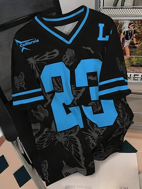 2025 Summer New Men's T-shirt Casual sporty breathable and lightweight V-neck men's T-shirt 1