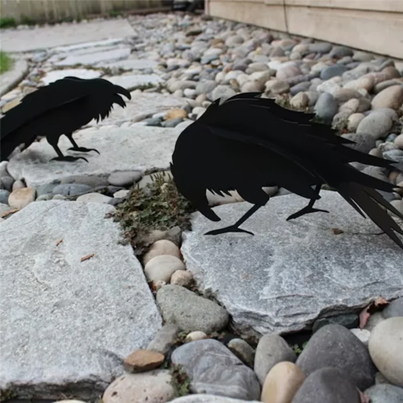 

2 Pcs Garden Sculpture Crow Outdoor Garden Decoration Crow 3D Garden Sculpture Ornament