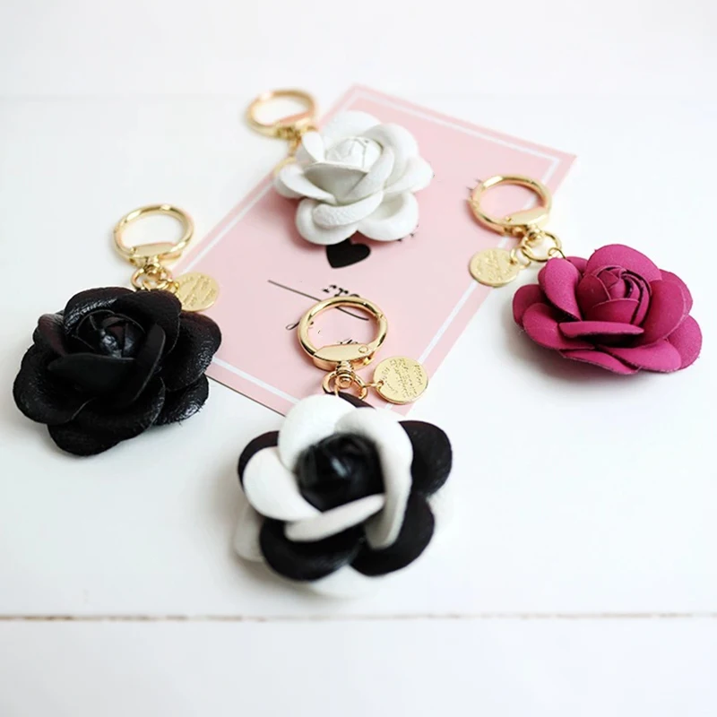 Cute Sweet Synthetic PU Leather Rose Camellia Flowers Keychain For Women Trinket Key Chains Ring Car Bag Pendent Charm