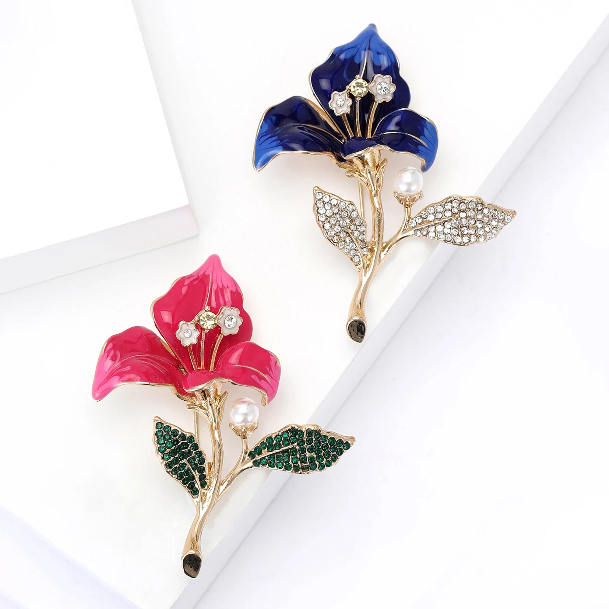 Exquisite Enamel Begonia Flower Brooches for Women Unisex Plant Pins 2-color Available Banquet Party Accessories Gifts