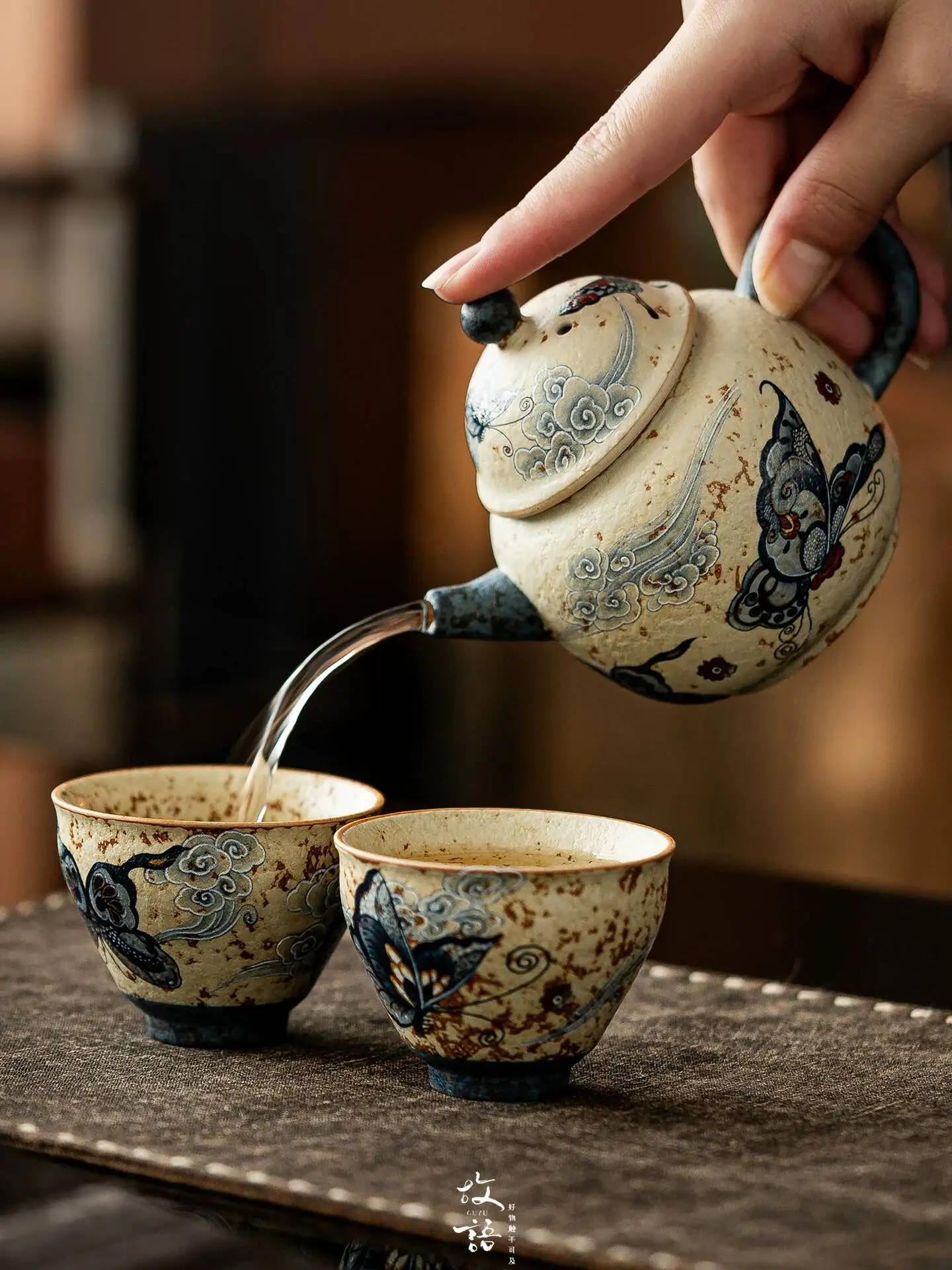 Hometown Flint Red Dunhuang Mengdie Ceramic Teapot Xishi Household Kung Fu Tea Set Single Pot Retro Gift
