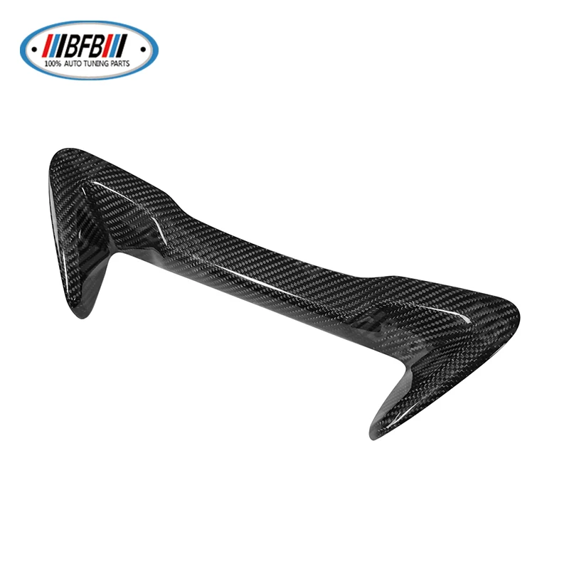 

Для Corolla GR 2023+ накладка на подголовник из карбона