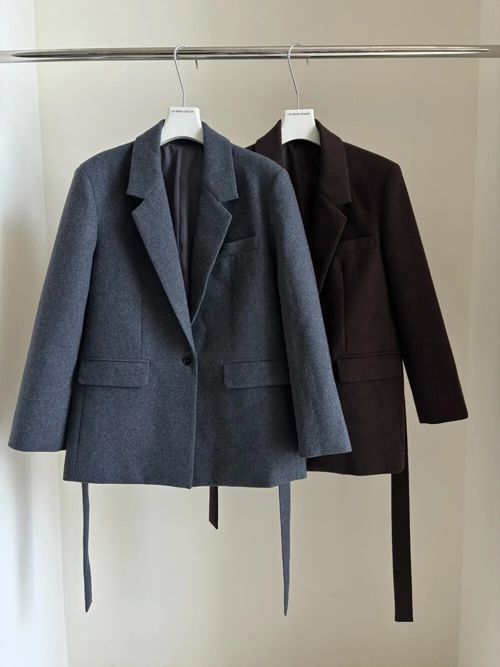 BJTZ Blazer feminino minimalista com cinto na cintura, outono inverno elegante roupa de escritório jaqueta sob medida de manga comprida para trabalho à noite