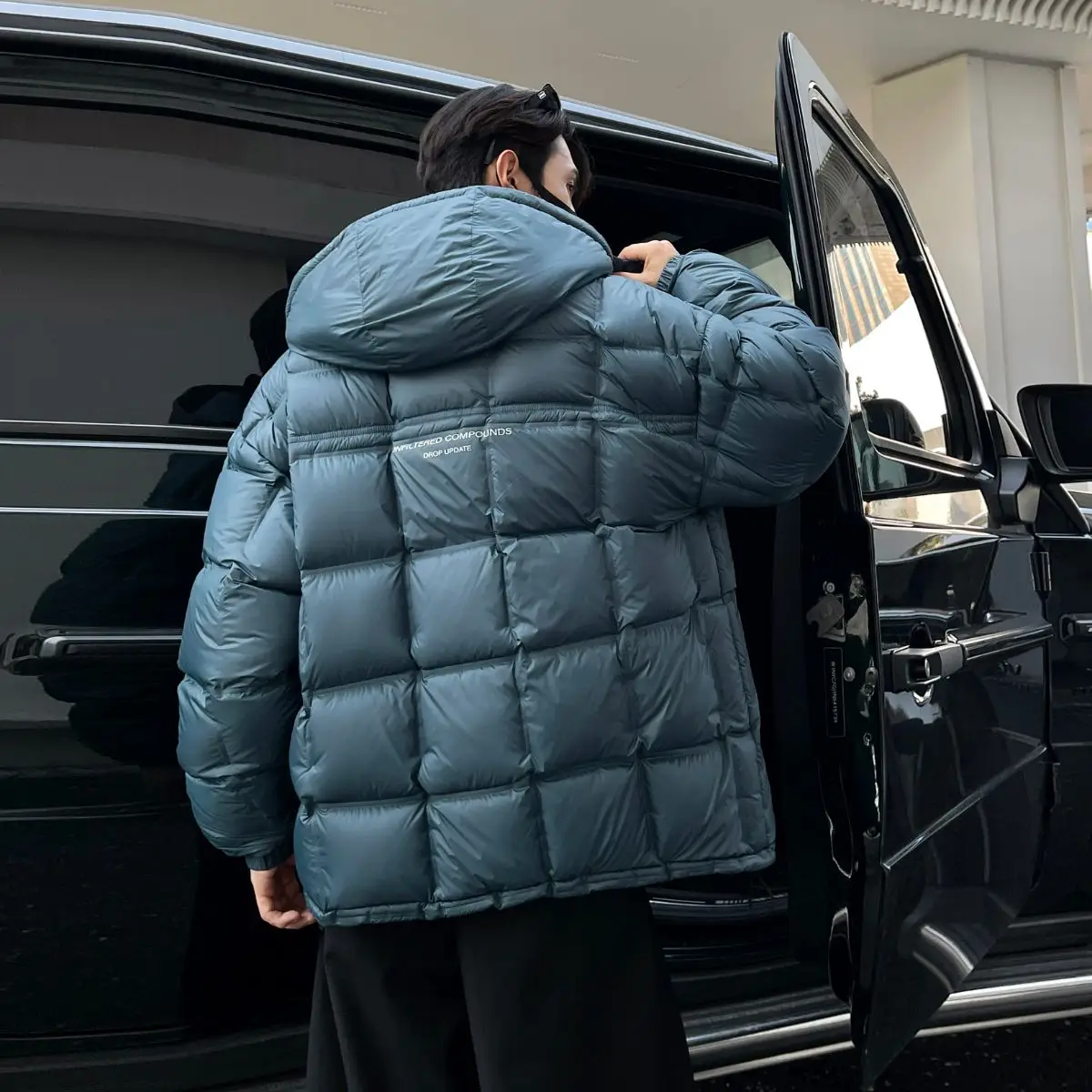 

Зимняя мужская куртка оверсайз в американском стиле, свободного кроя, с капюшоном, на 90% пуху, модная, теплая верхняя одежда