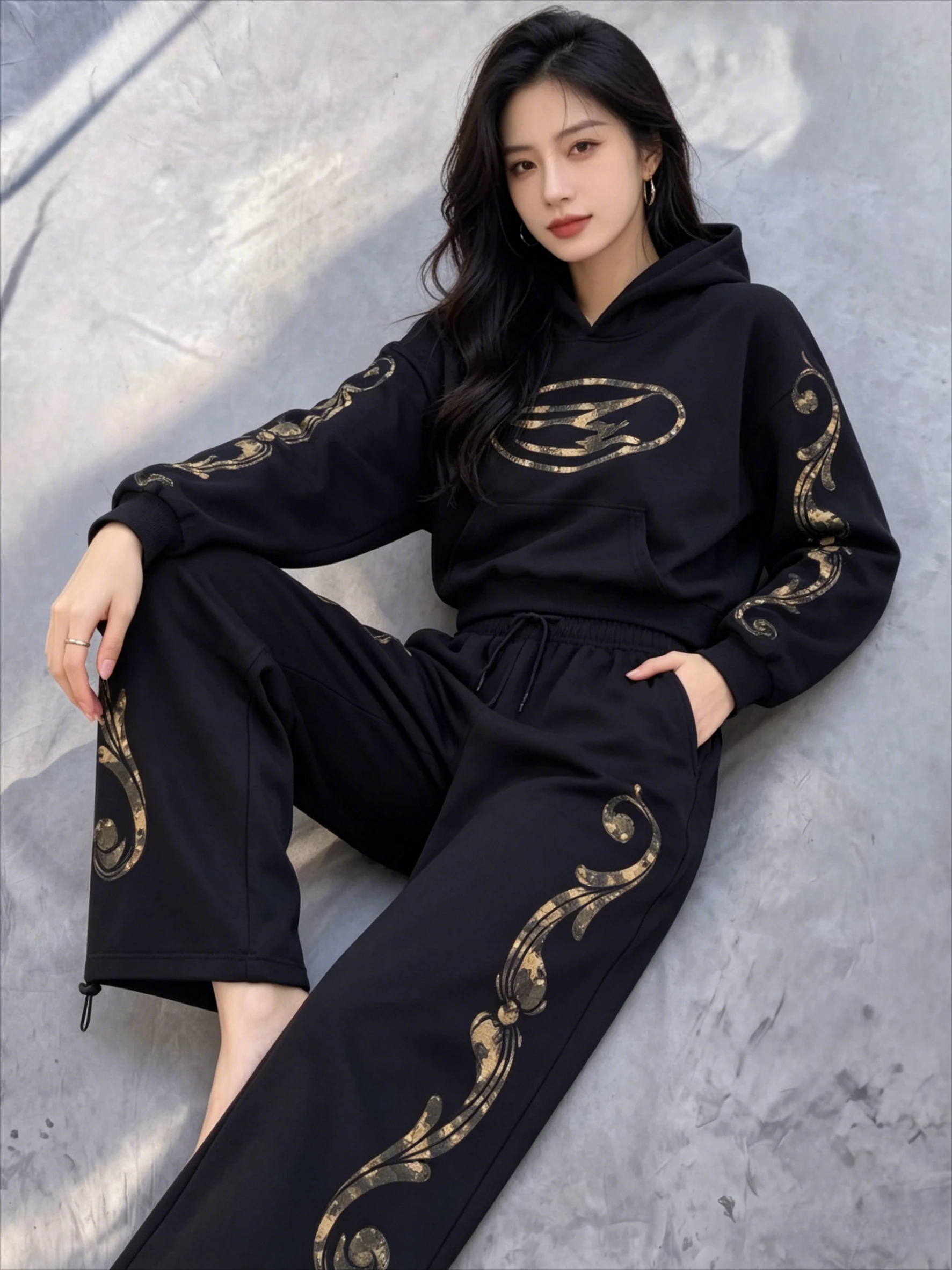 

Retro Lace Print Long Sleeve Pullover Casual Sweatshirt Fall Winter Women's Hoodie Pants 2 Piece Set Solid Color Streetwear