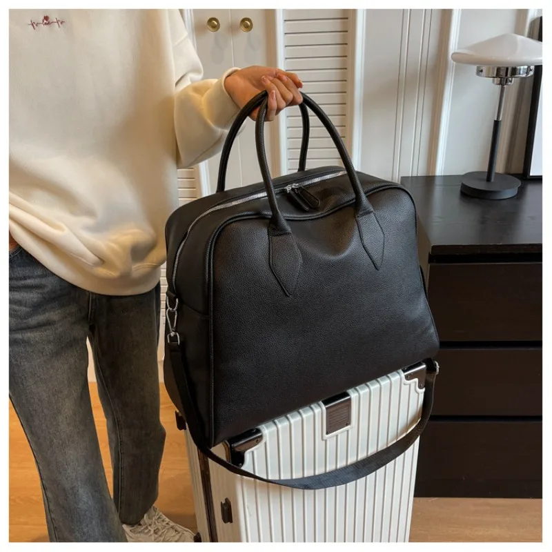 Korean Style Women's Traveling Bag Solid Huge Capacity Duffle Bag Leather PU Travel Bags Waterproof Traveling Bags for Ladies