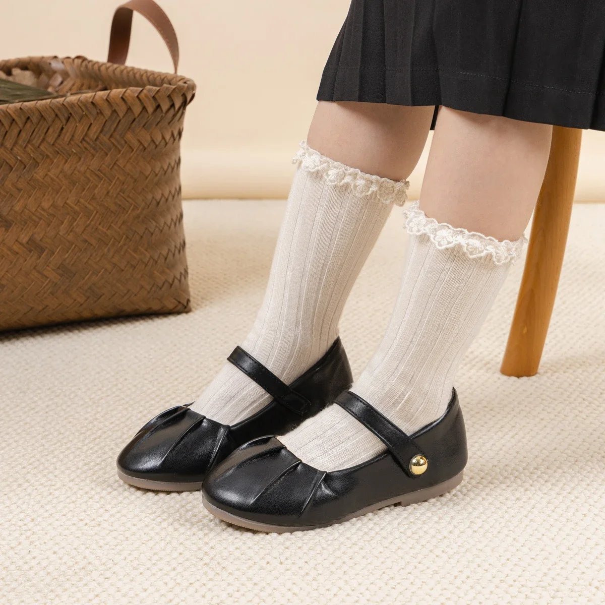 

Four Seasons Children's Princess Shoes Elegant PU Low Heel Non-slip Soft Sole Four Colours Casual Mary Jane Leather Shoes