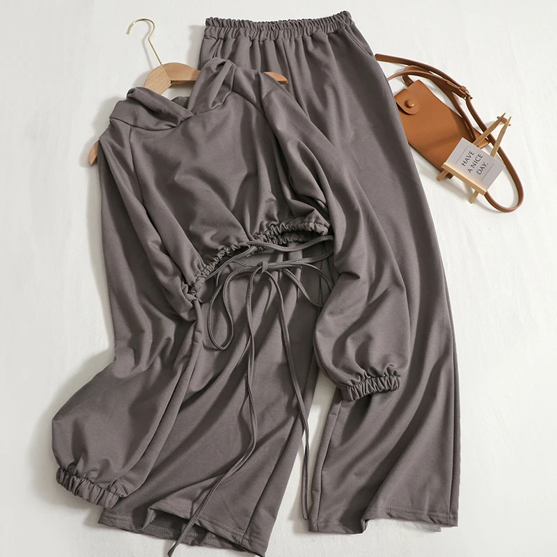 

Two Piece Knit Women Tracksuit Autumn Winter Hooded Lace-Up Ttop Ccasual Loose Set Fashion Casual Lady Wide-Lleg Trousers Suit