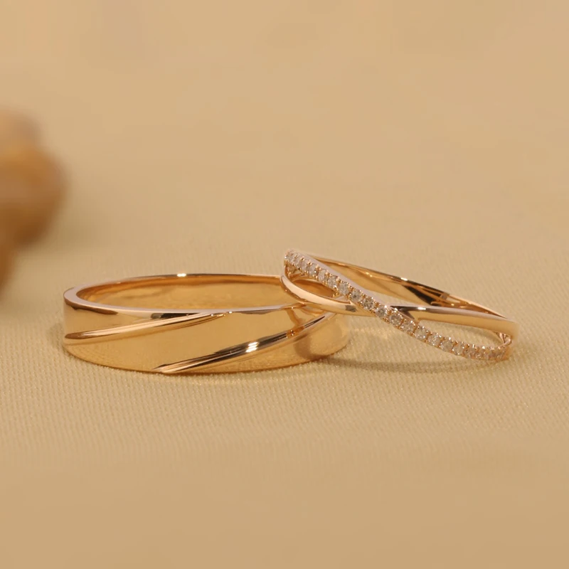 Exquisite Designer Handcrafted Streamline Design 18K/14K/9K Gold Couple Rings, Luxurious Wedding/Engagement Bands for Him & Her