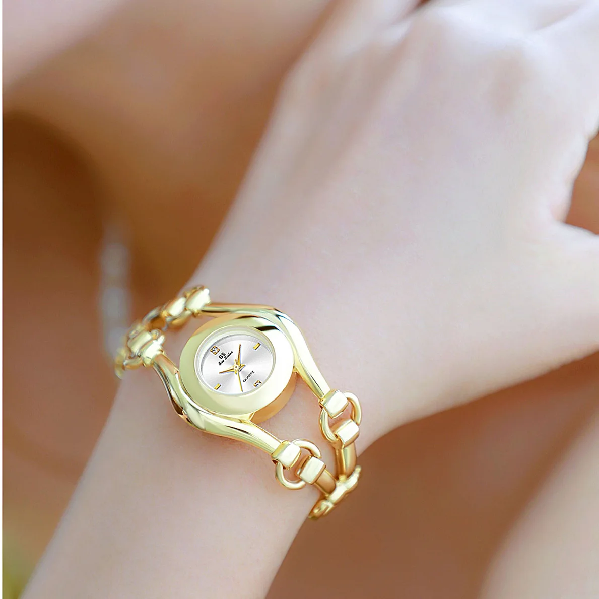UTHAI CQ217 New Women watch Southeast Asian fashion niche waterproof quartz watch light luxury clock gift watches for woman