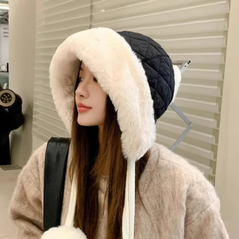 ผู้หญิงHat2024Newฤดูหนาวผ้าฝ้ายFur Ball Wind-Proofและเย็นป้องกันหมวกขี่ป้องกันหูPlush Ushanka