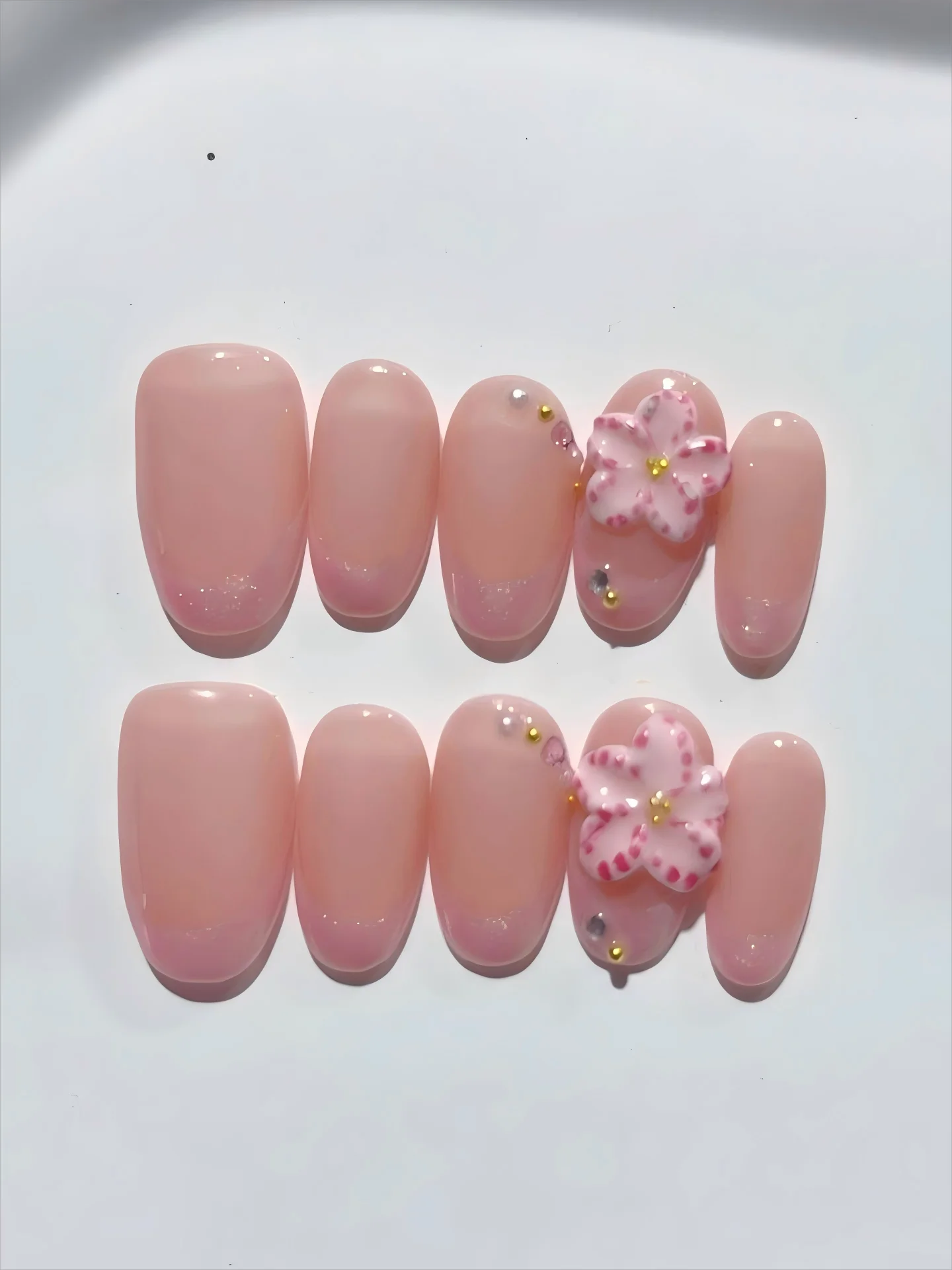

French Glossy Stereo Flower Simple Girly Style Fashion Manicure (C425)