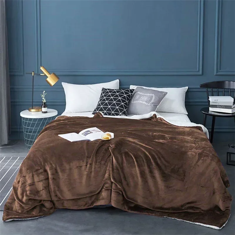 

Wool Throw Blanket Keep Warm Winter Bed Blankets Double Sided Queen Duvet Cover Camping Double Bed Cover Bedspread on the bed